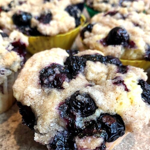 blueberry buckle cupcakes