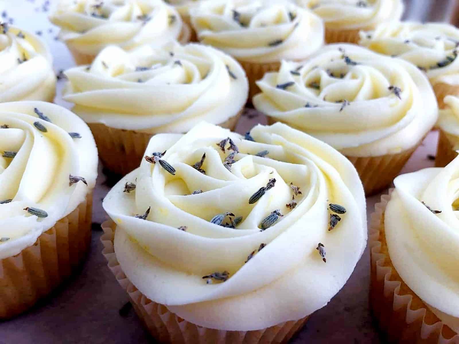 lemon-lavender-cupcakes