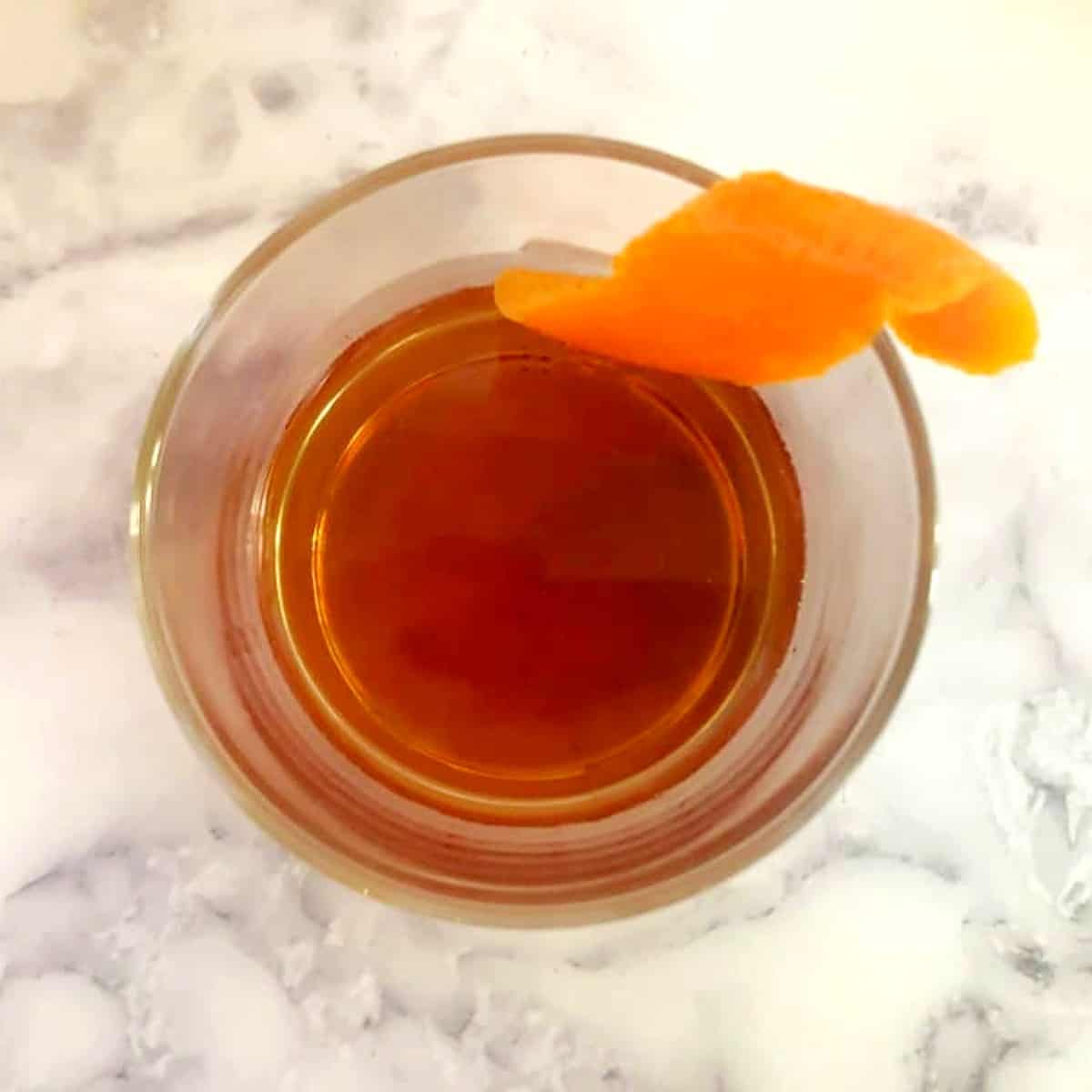 top-view-of-modern-negroni-cocktail-with-an-orange-twist