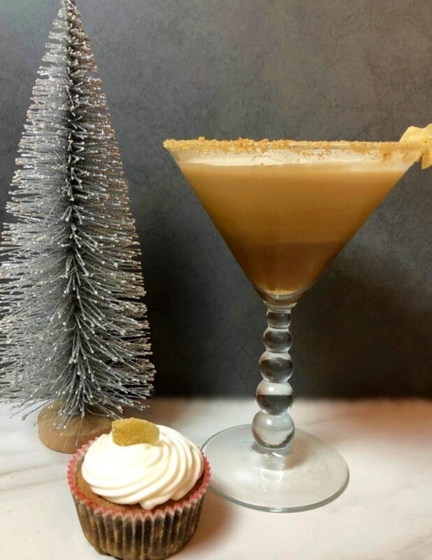 gingerbread cocktail and a cupcake
