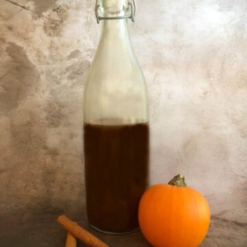homemade pumpkin spice liqueur