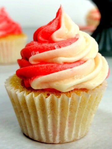 candy cane cupcakes with candy cane buttercream