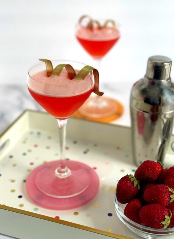 strawberry rhubarb cocktails on a tray