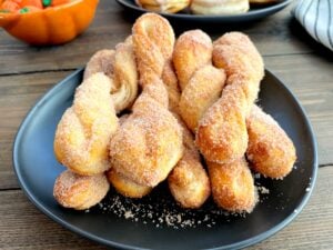 pumpkin spice air fried donut twists