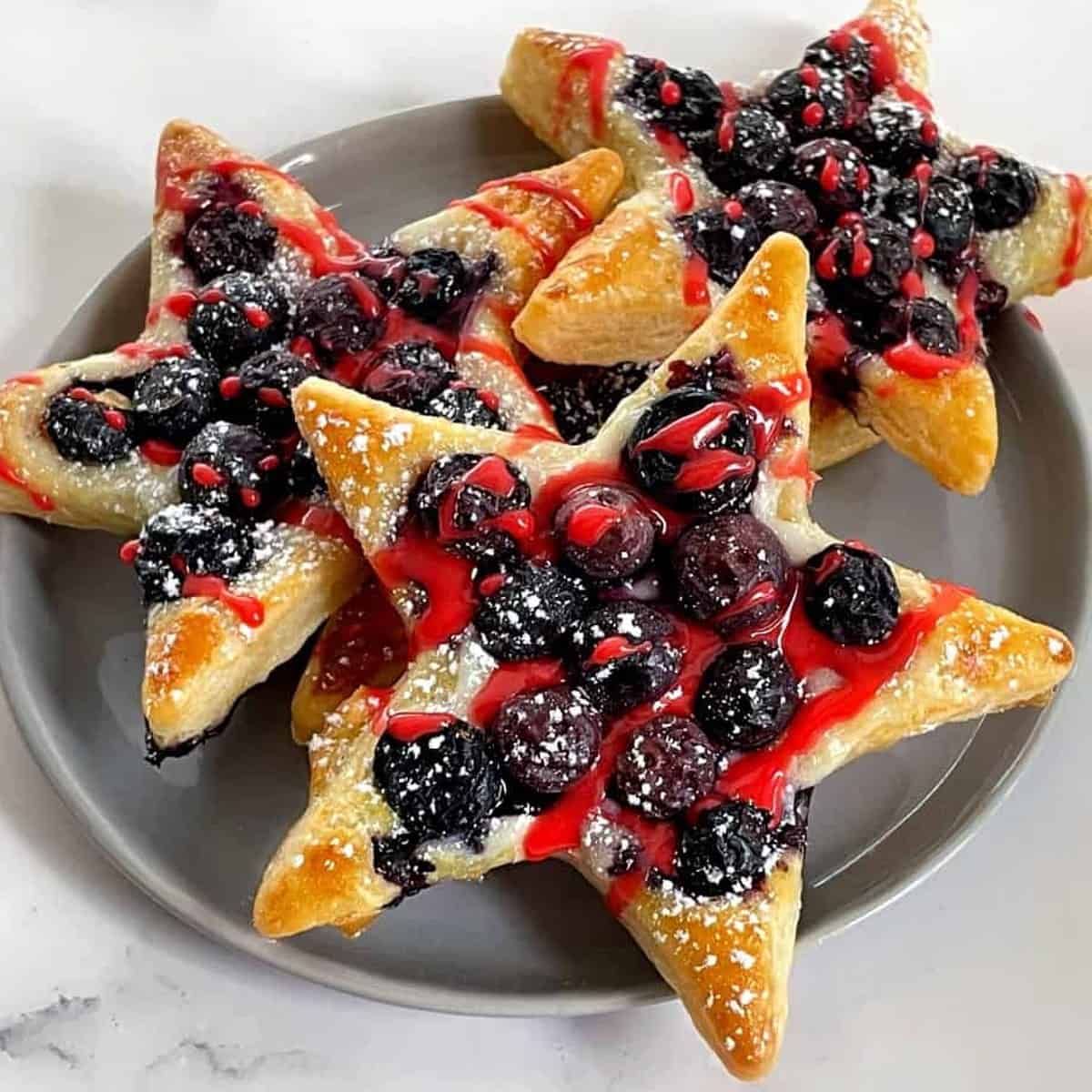 blueberry puff pastry stars