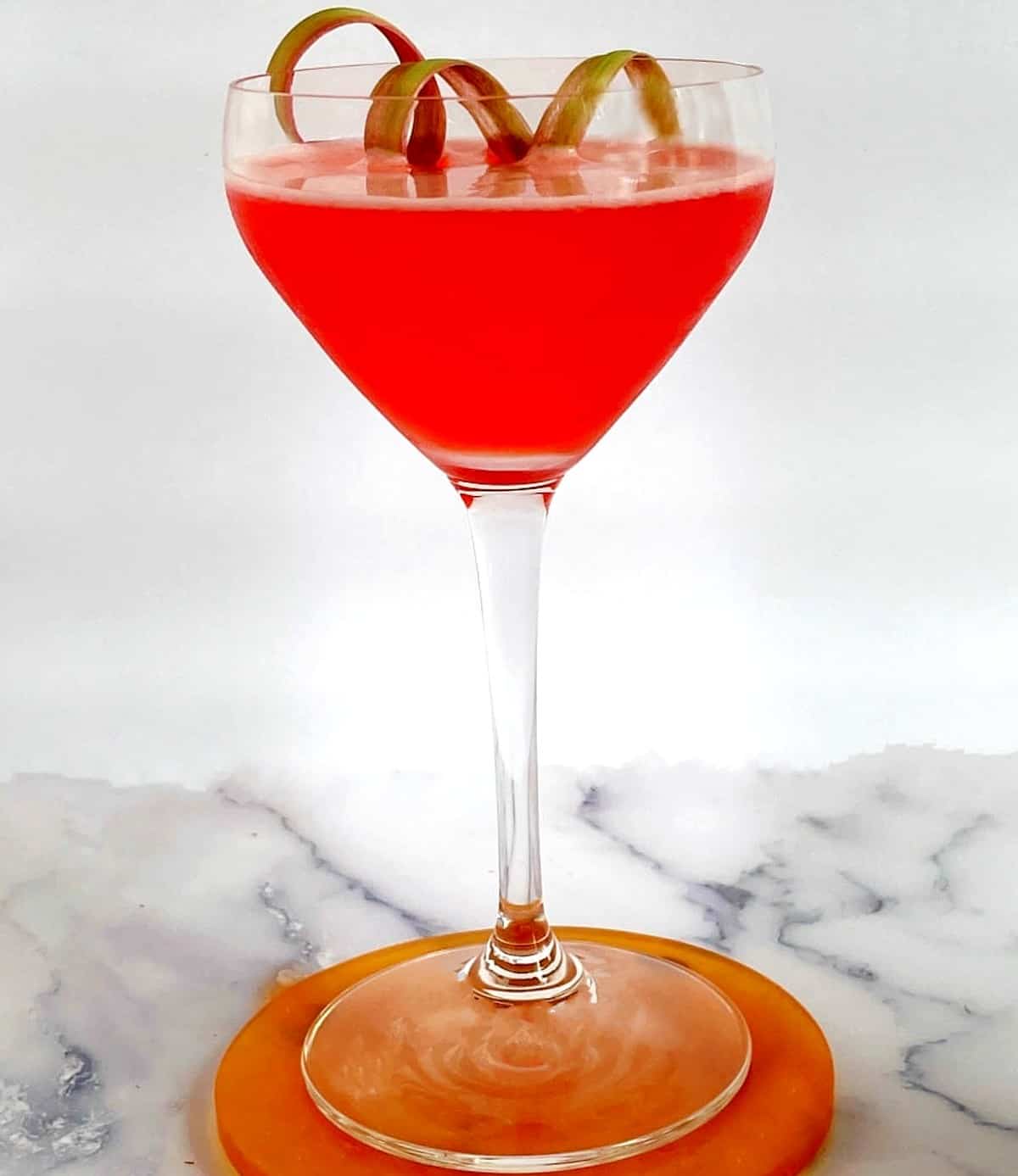 strawberry-rhubarb-cocktail