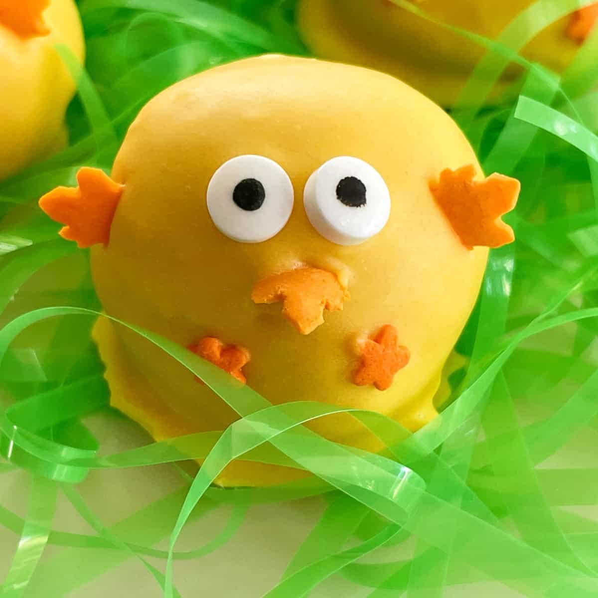 easter chick cake pop