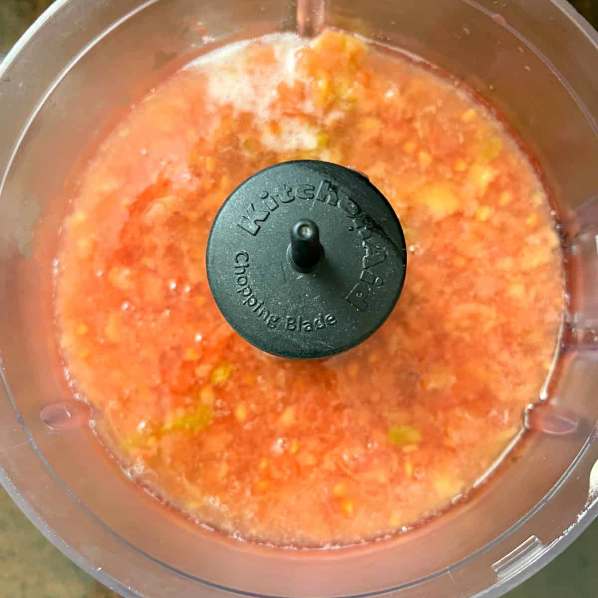 guava puree in a food processor before processing.