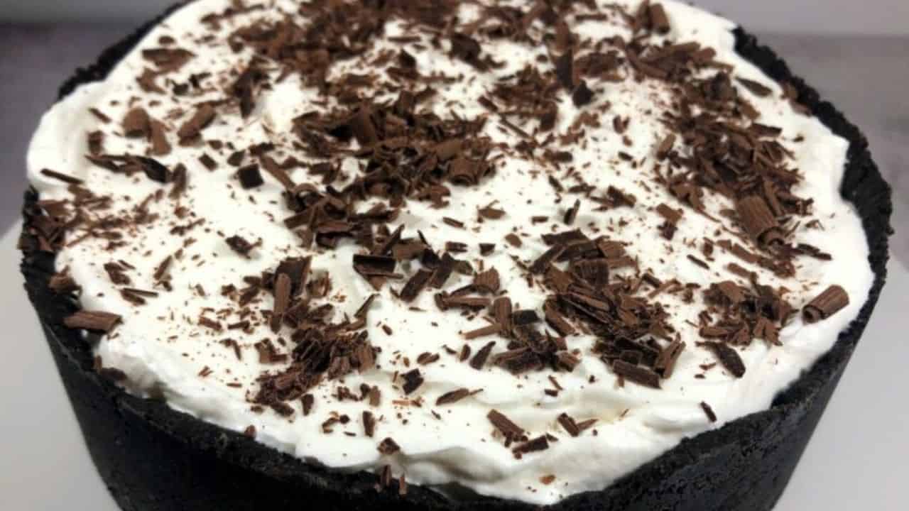 Oreo Mint Ice Cream Pie