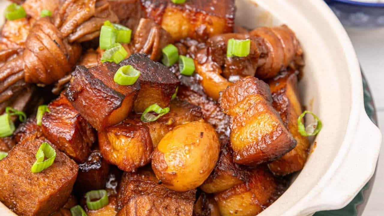 Chinese Braised Pork Belly with Five Spice