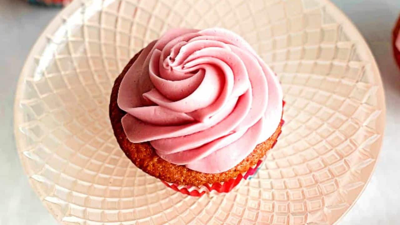 Hibiscus Cupcakes