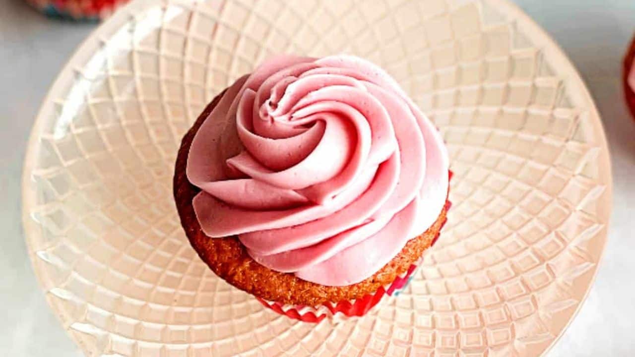 Hibiscus Cupcakes
