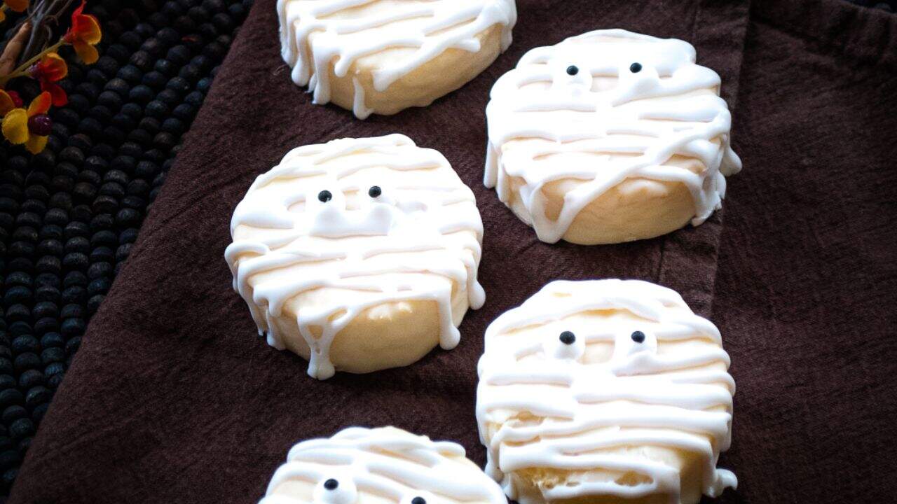 No Bake Mummy Cookies