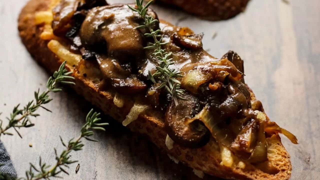 Vegan Mushroom Crostini