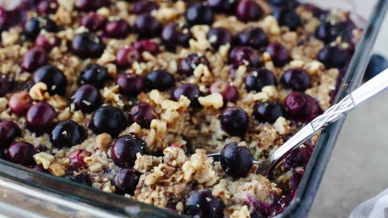Blueberry Banana Baked Oatmeal