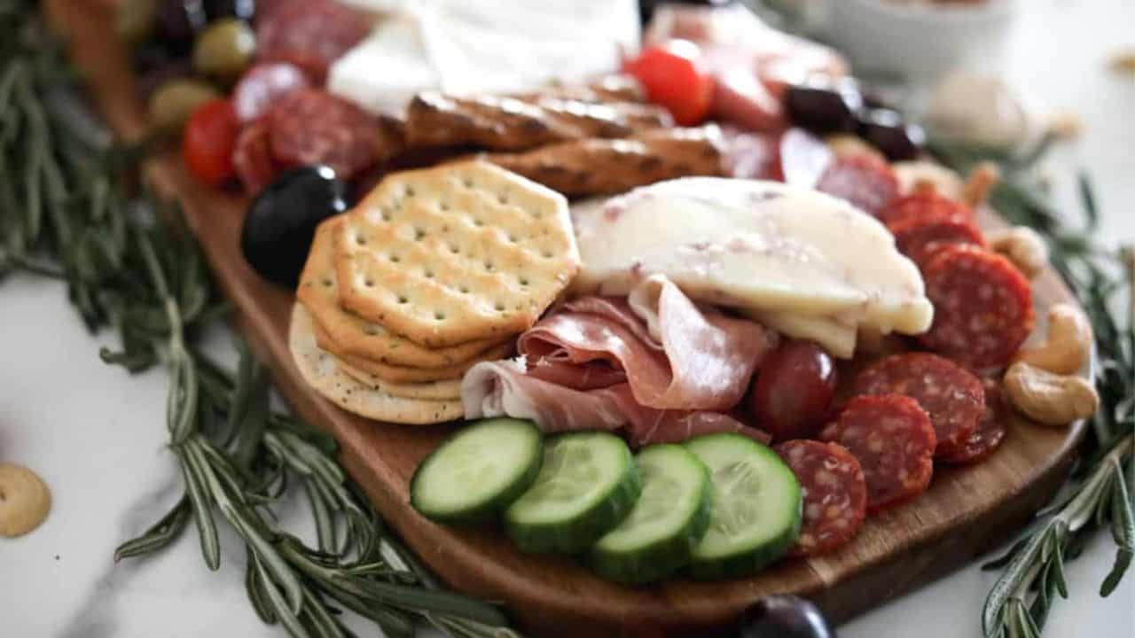 Christmas Charcuterie Board Ideas for a Holiday Party