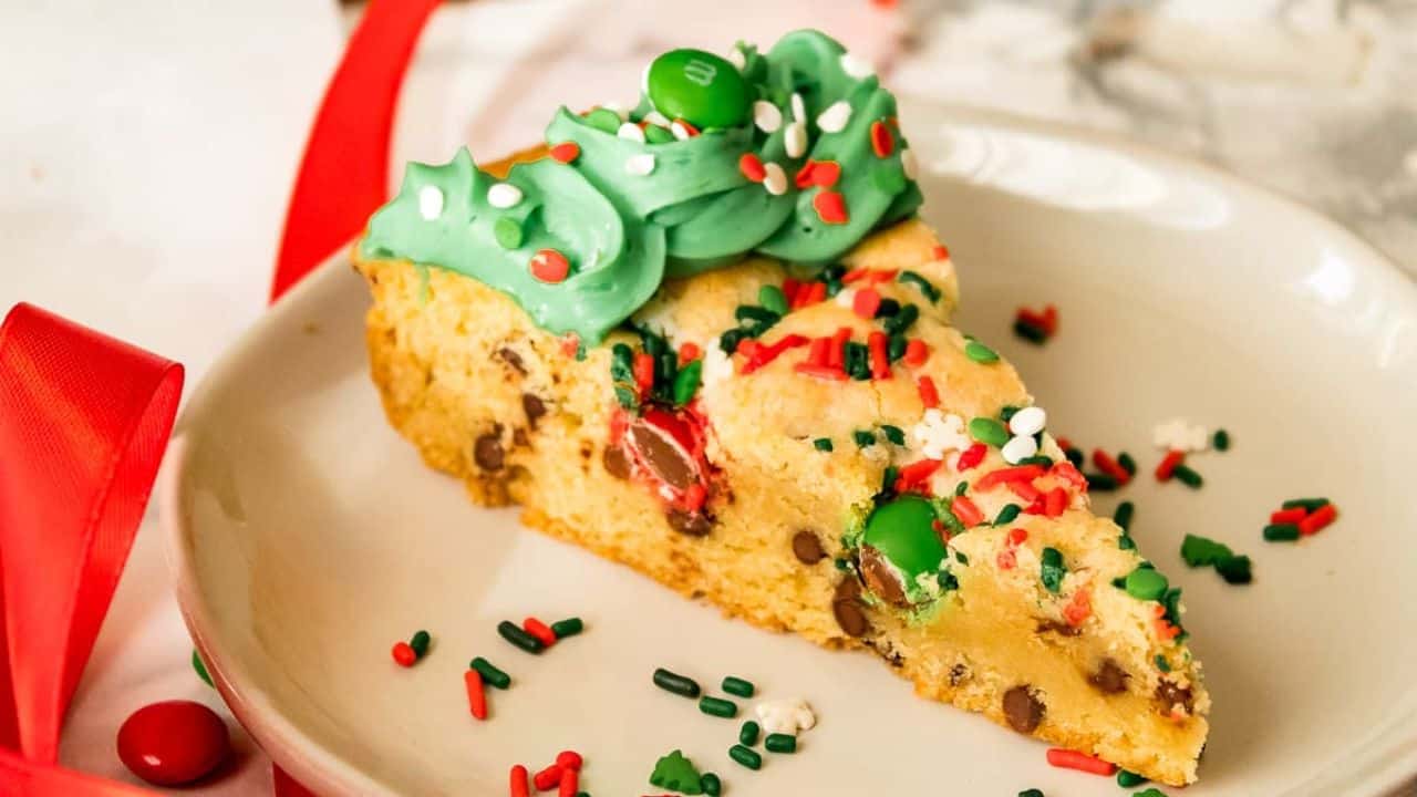 Christmas Cookie Cake