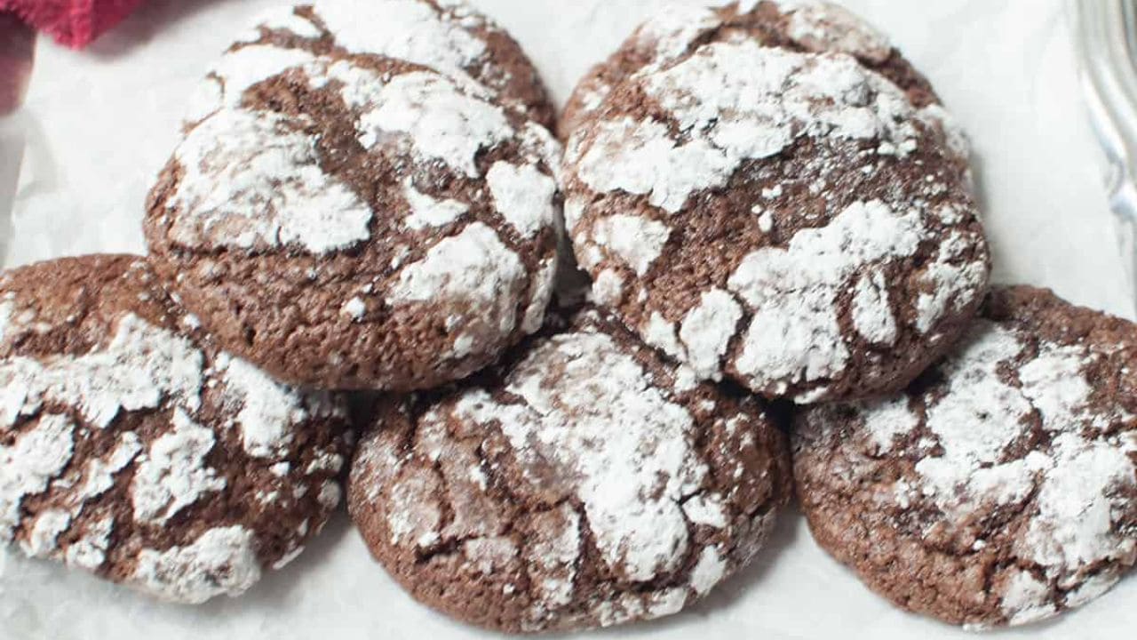 Christmas Crinkle Cookies