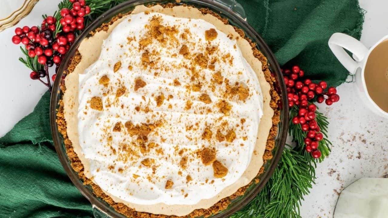 Gingerbread Cream Pie