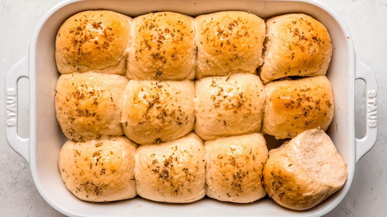Rosemary Garlic Sourdough Discard Rolls
