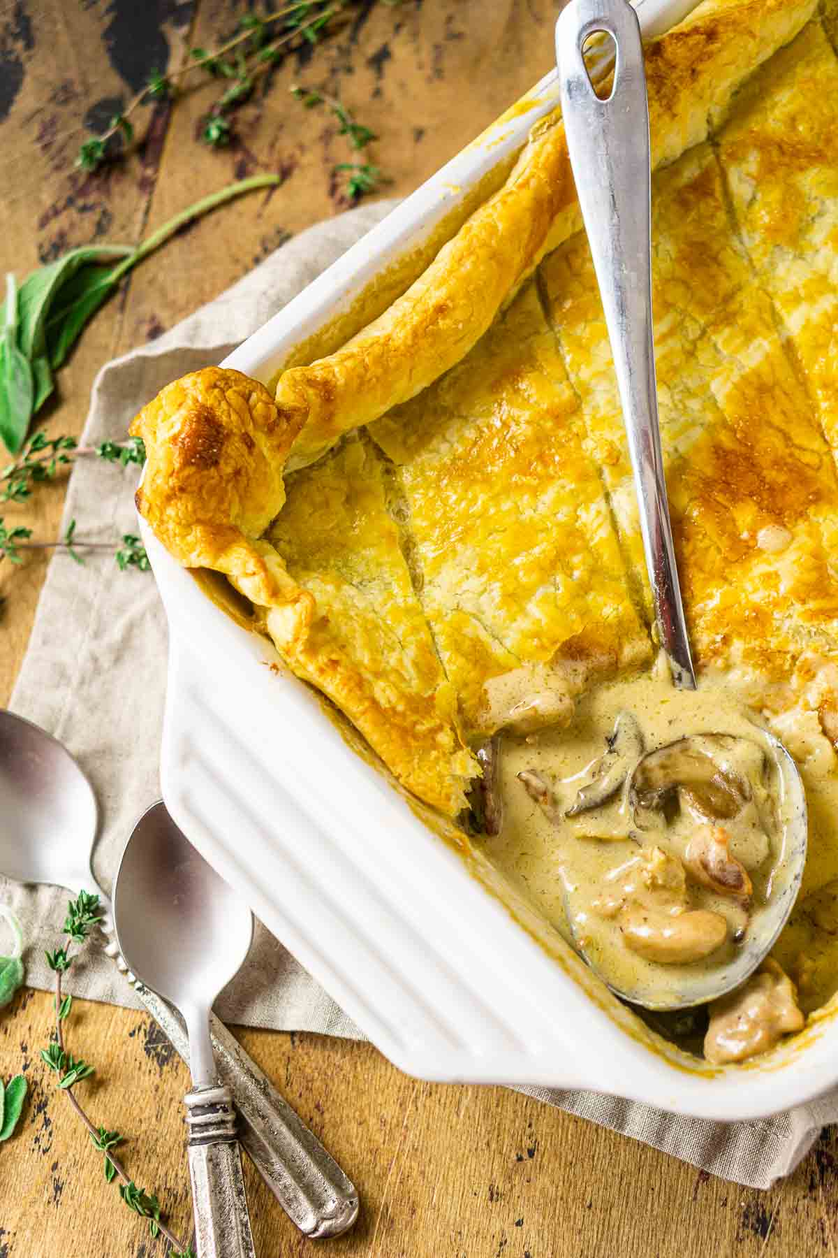chicken-and-mushroom-pie