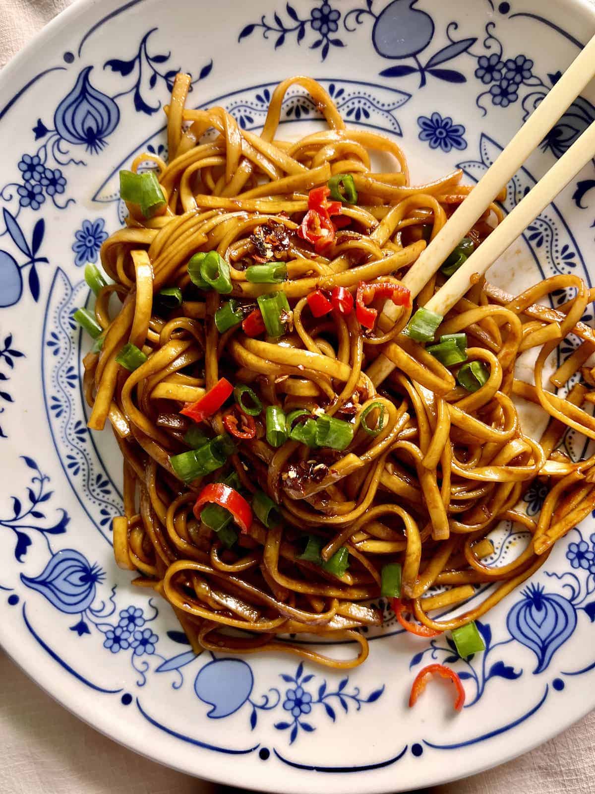 spicy-garlic-noodles