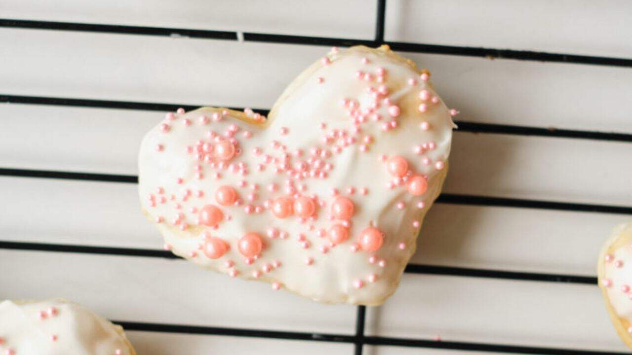 Air Fryer Heart Shaped Donuts