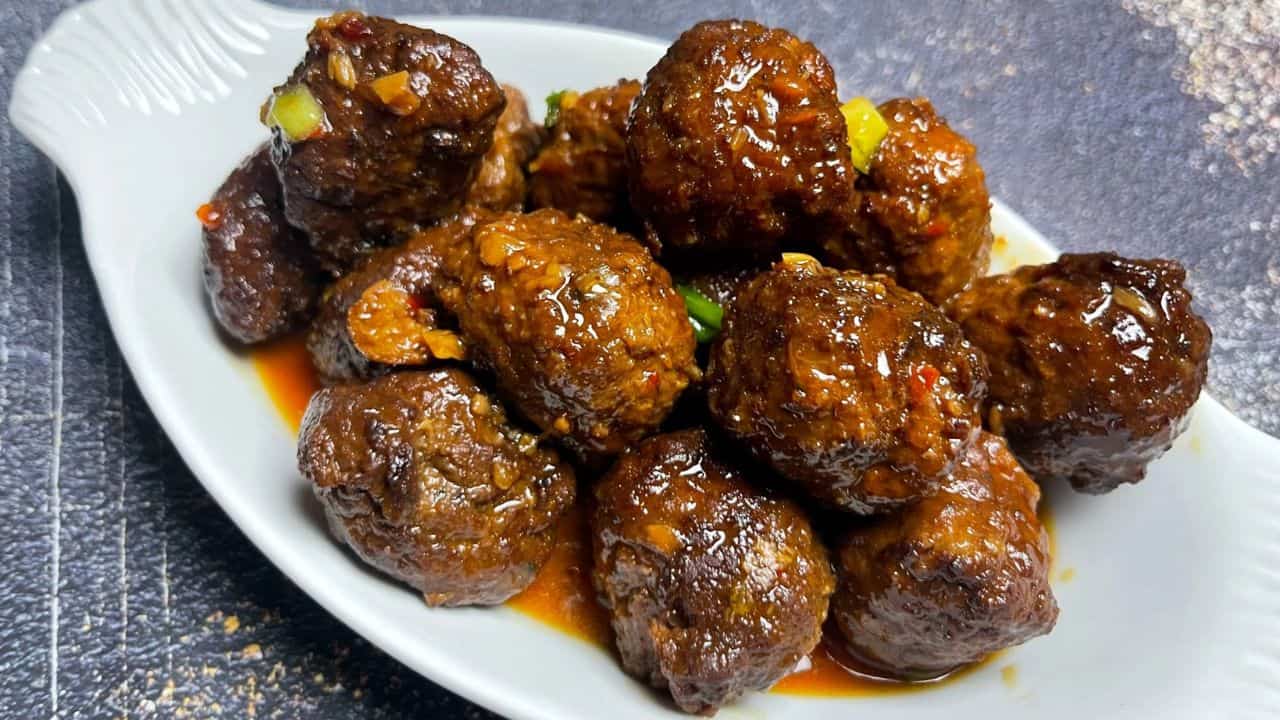 Asian Meatballs with Sweet Chili Sauce