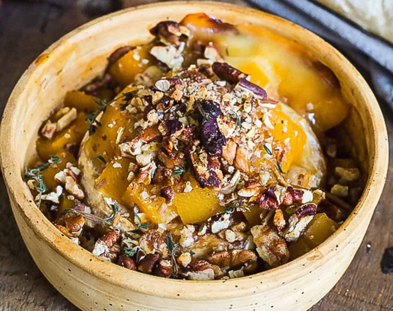 Baked Brie with Honey and Nuts