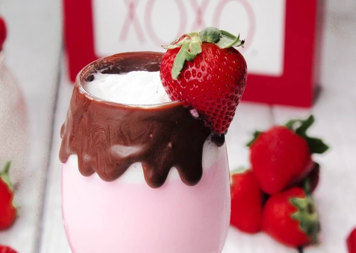 Chocolate Covered Strawberry Cocktail
