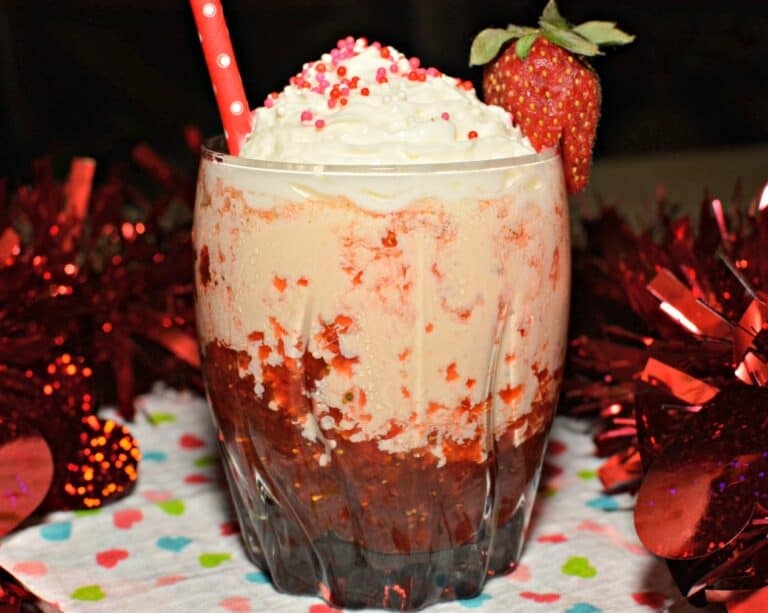 Cupid's Strawberry Boozy Mudslide