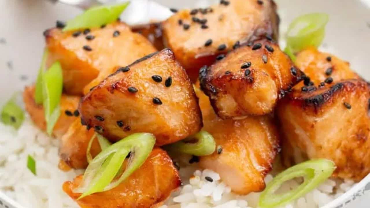 Easy Air-Fried Maple Salmon Bites