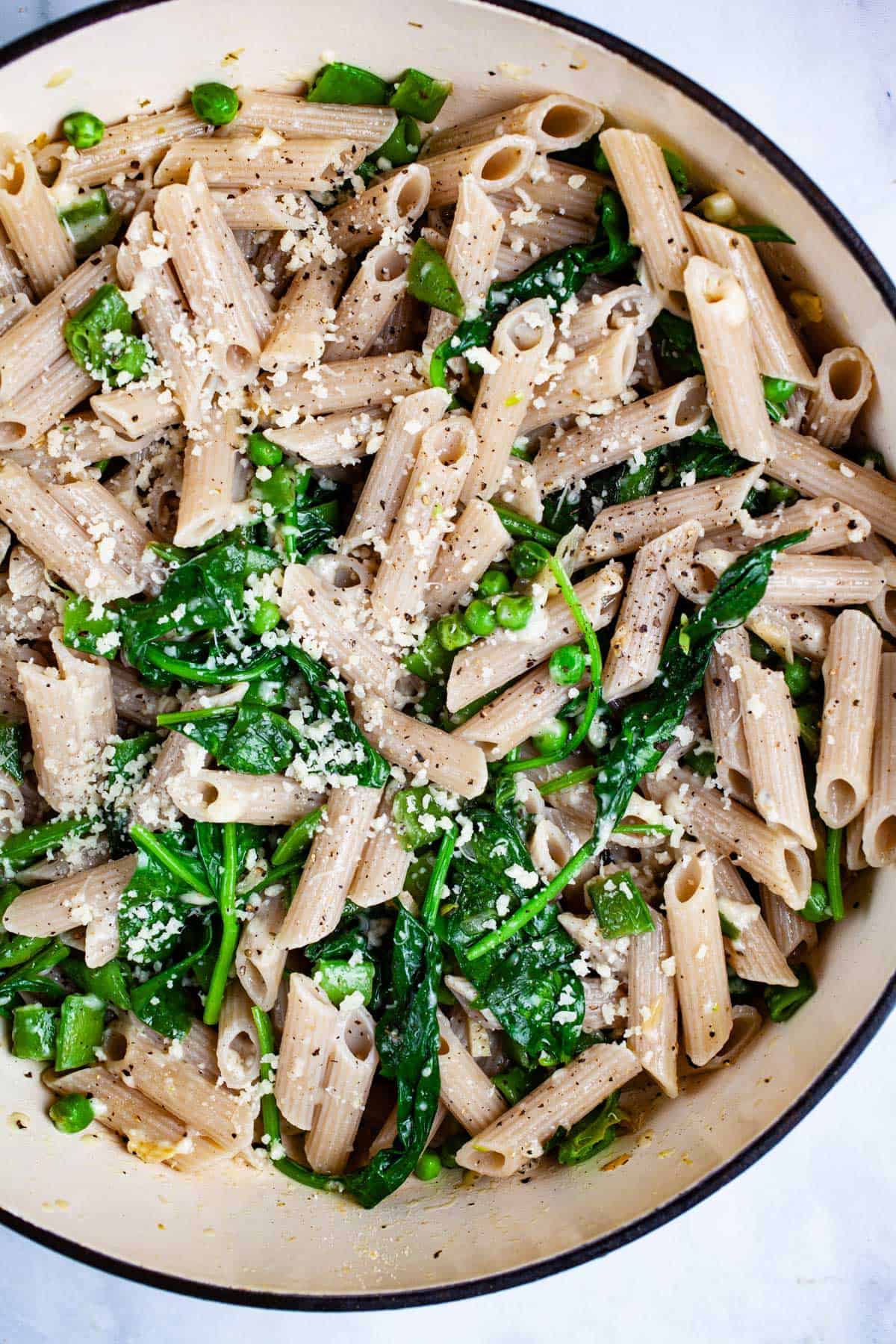 Spinach Garlic Pasta with Peas