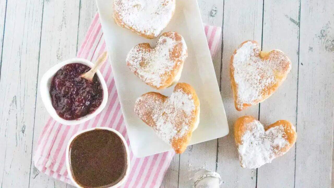 Heart Beignets Recipe with Chocolate Sauce for Valentine's