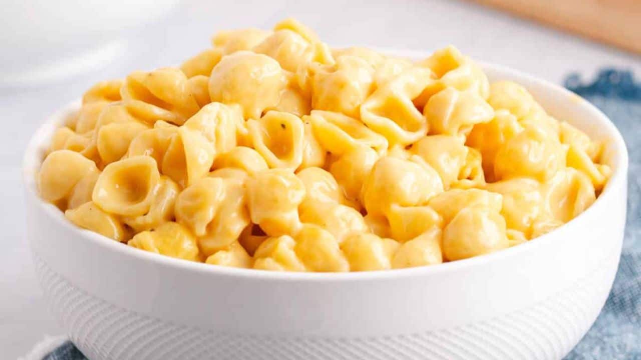 Instant Pot Mac and Cheese Velveeta