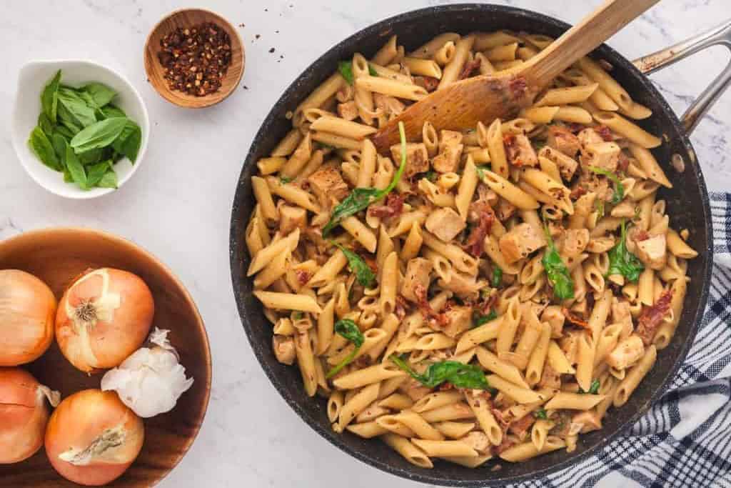 Marry Me Chicken Pasta