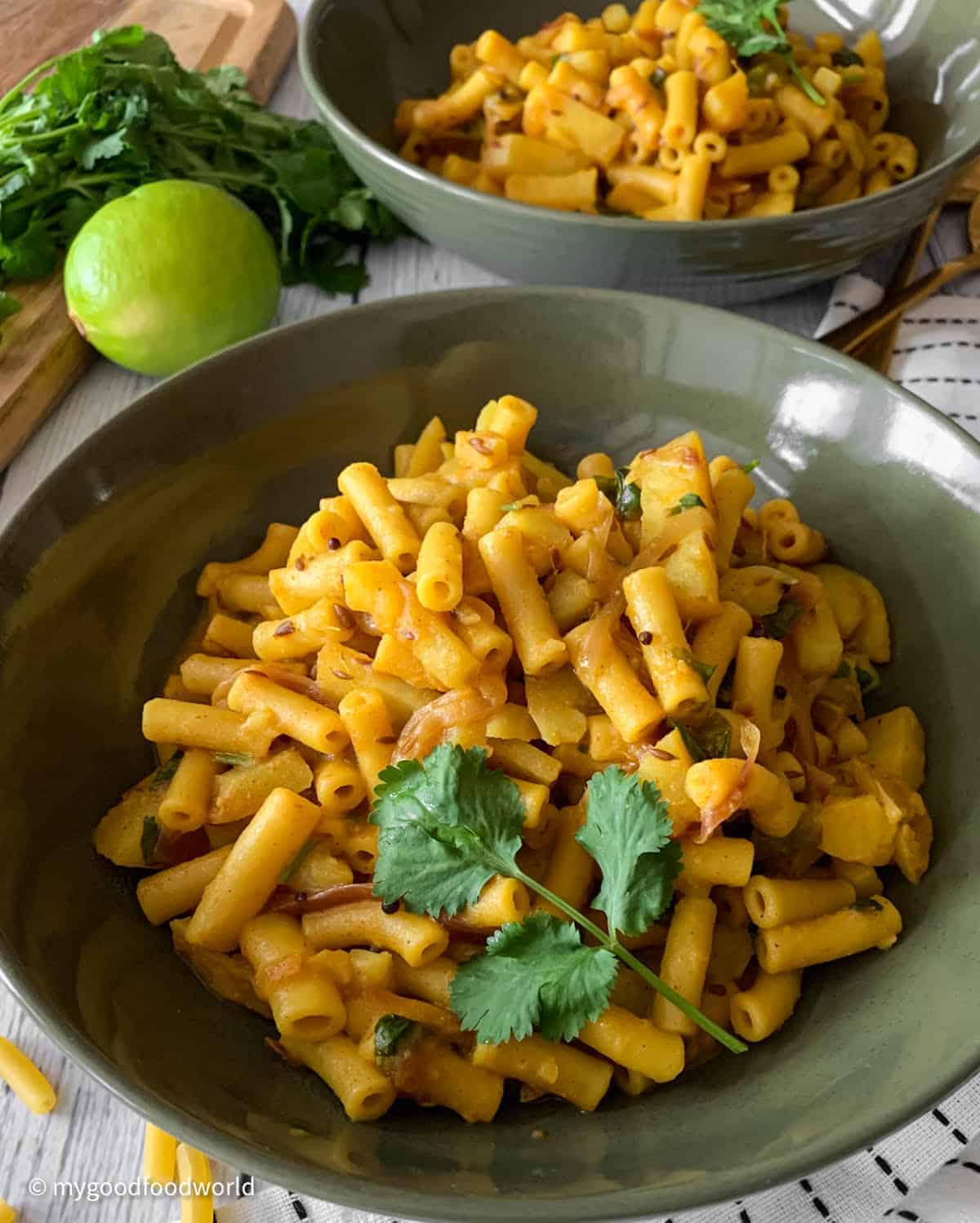 Easy One-Pot Curry Pasta