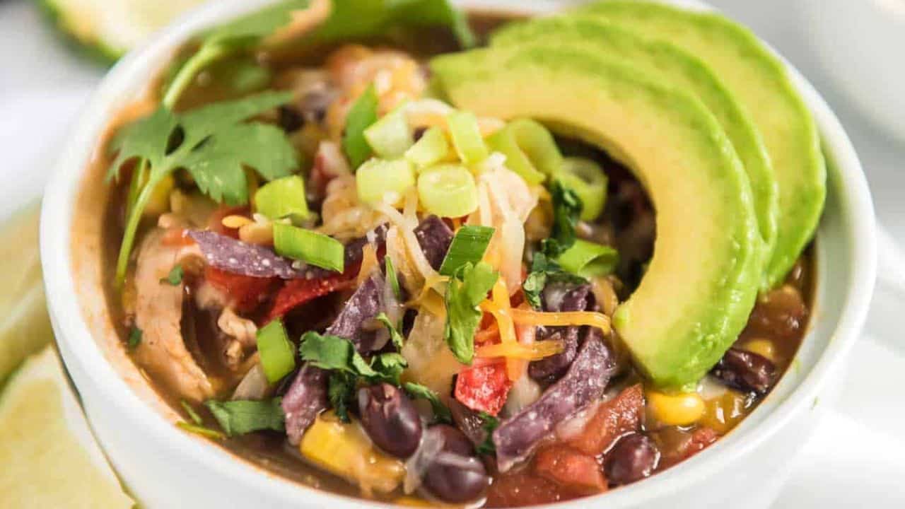 Slow Cooker Chicken Tortilla Soup