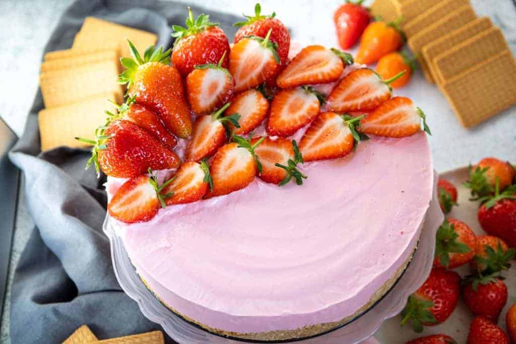 Strawberry No Bake Cheesecake