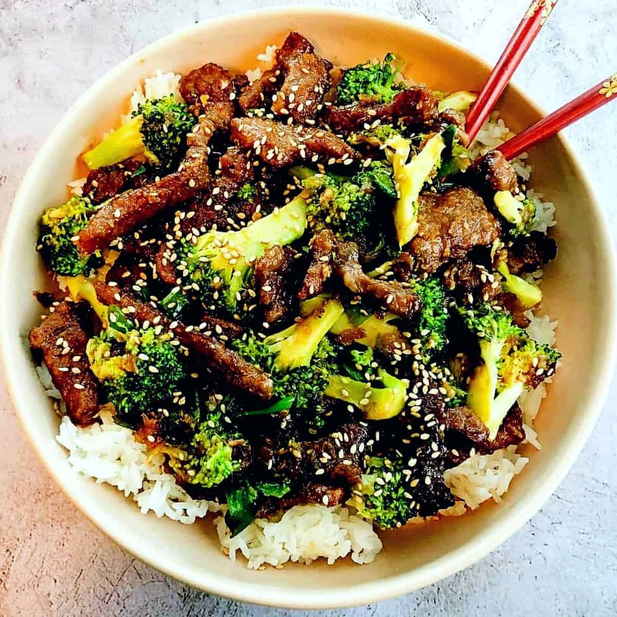 Sticky Beef, Broccoli, and Rice