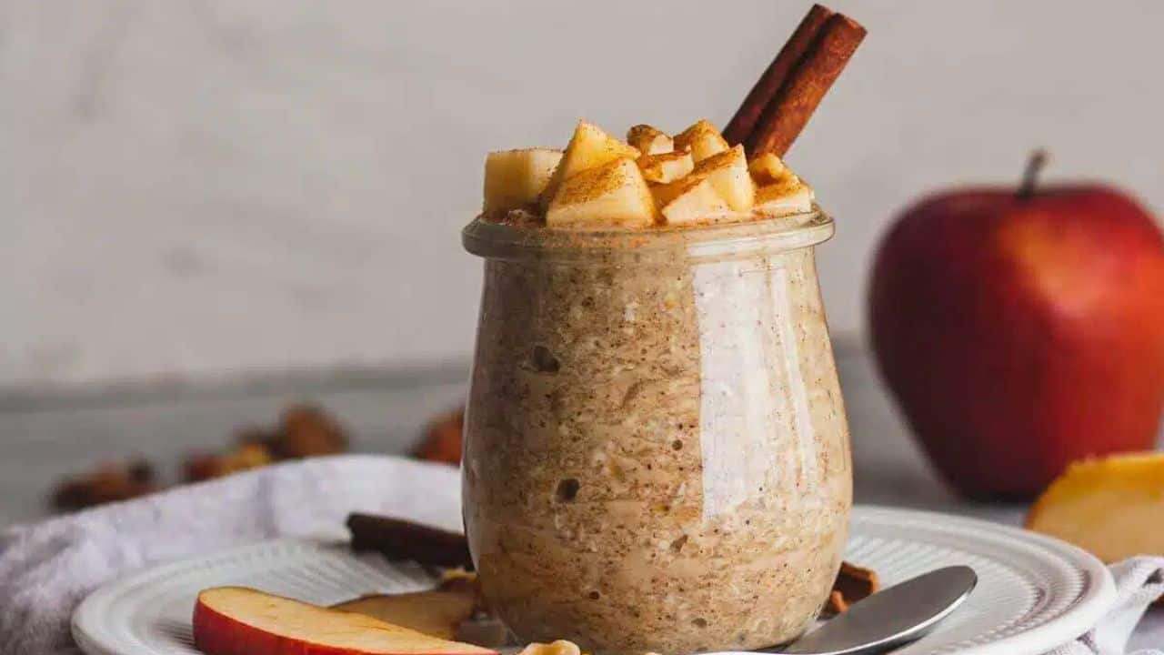 Applesauce Overnight Oats