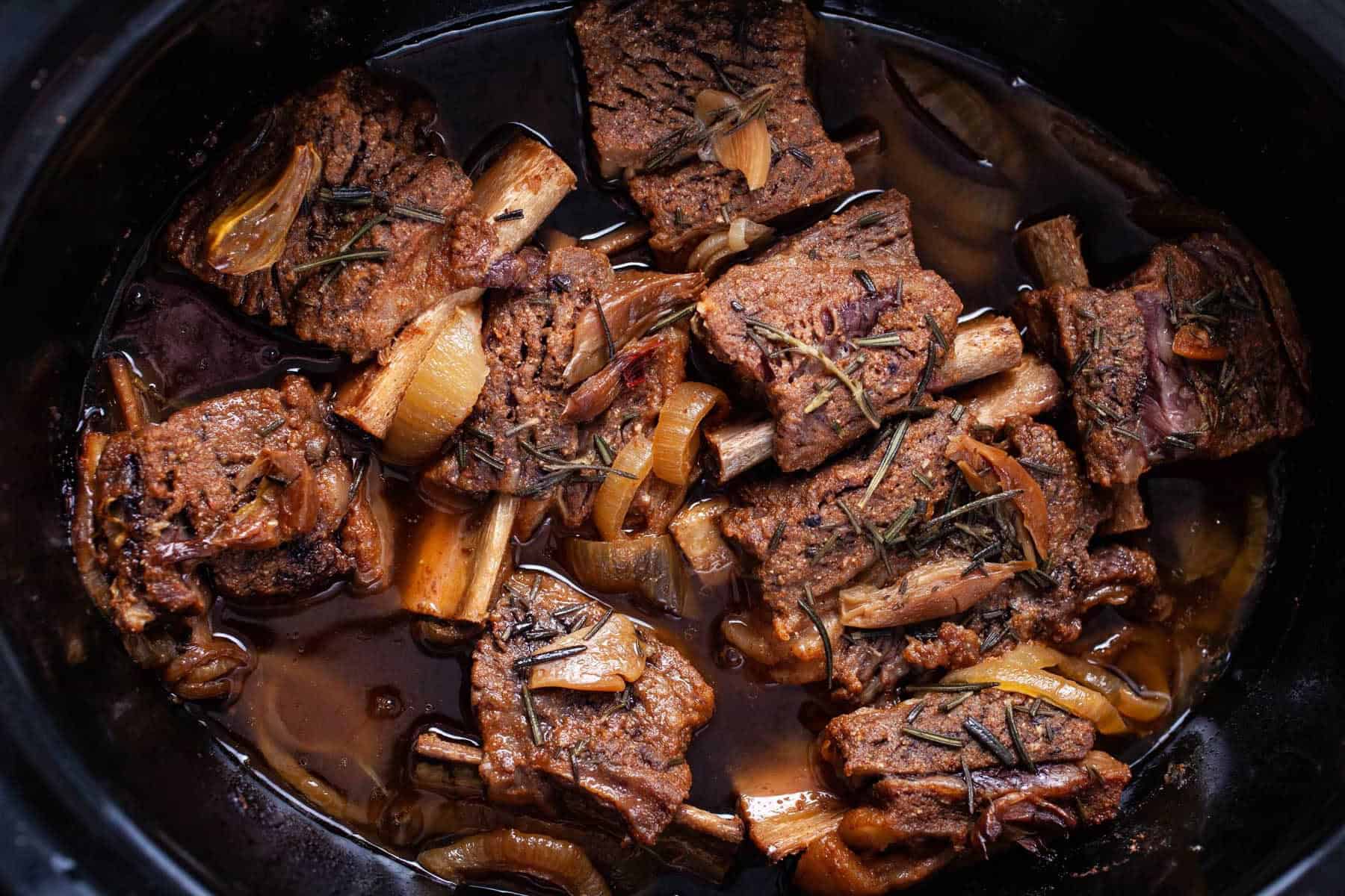 Slow Cooker Beef Short Ribs