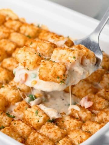 Delicious crispy chicken casserole with creamy sauce and herbs, perfect for family dinners.