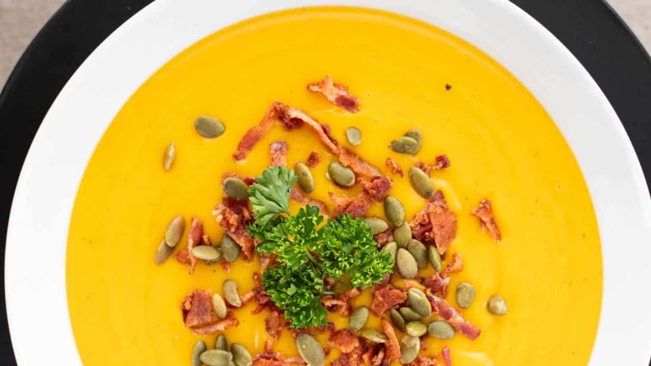 Roasted Garlic Butternut Squash Soup