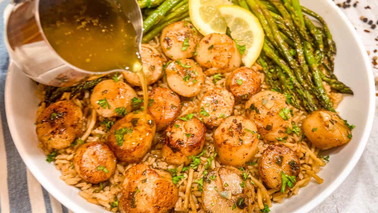 Lemon Butter Seared Scallops