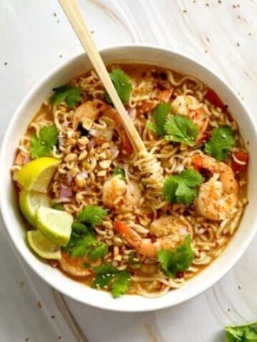 Peanut Butter Ramen Noodles with Spicy Shrimp