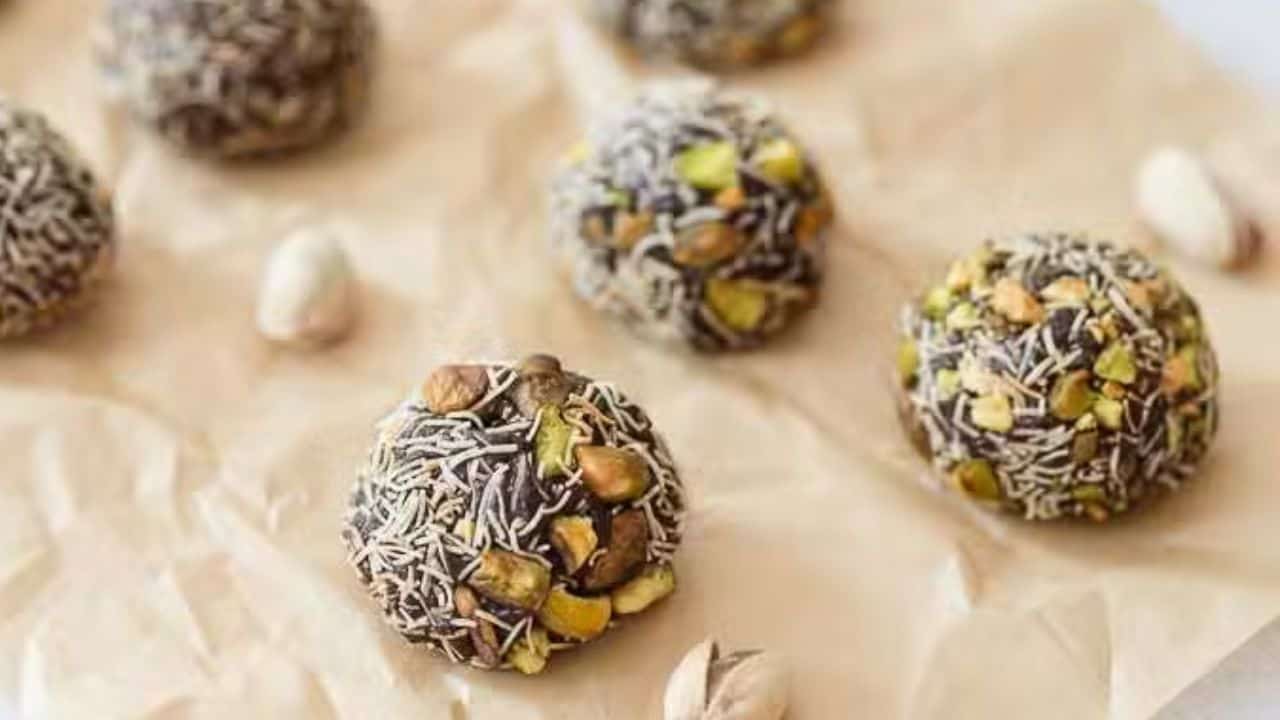 Pistachio Protein Energy Balls