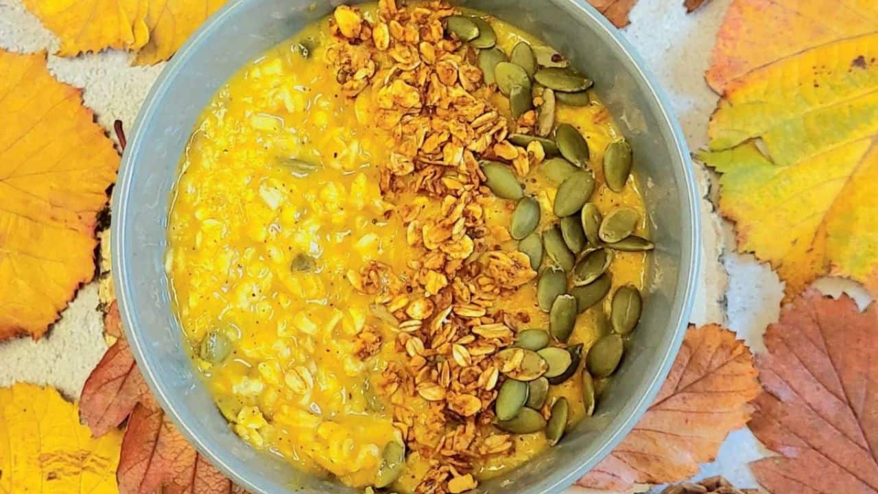Warm Pumpkin Oatmeal Porridge