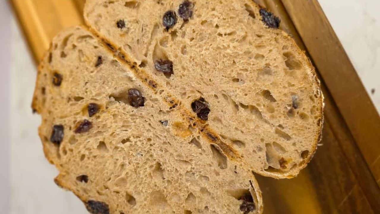 Cinnamon Raisin Sourdough Bread