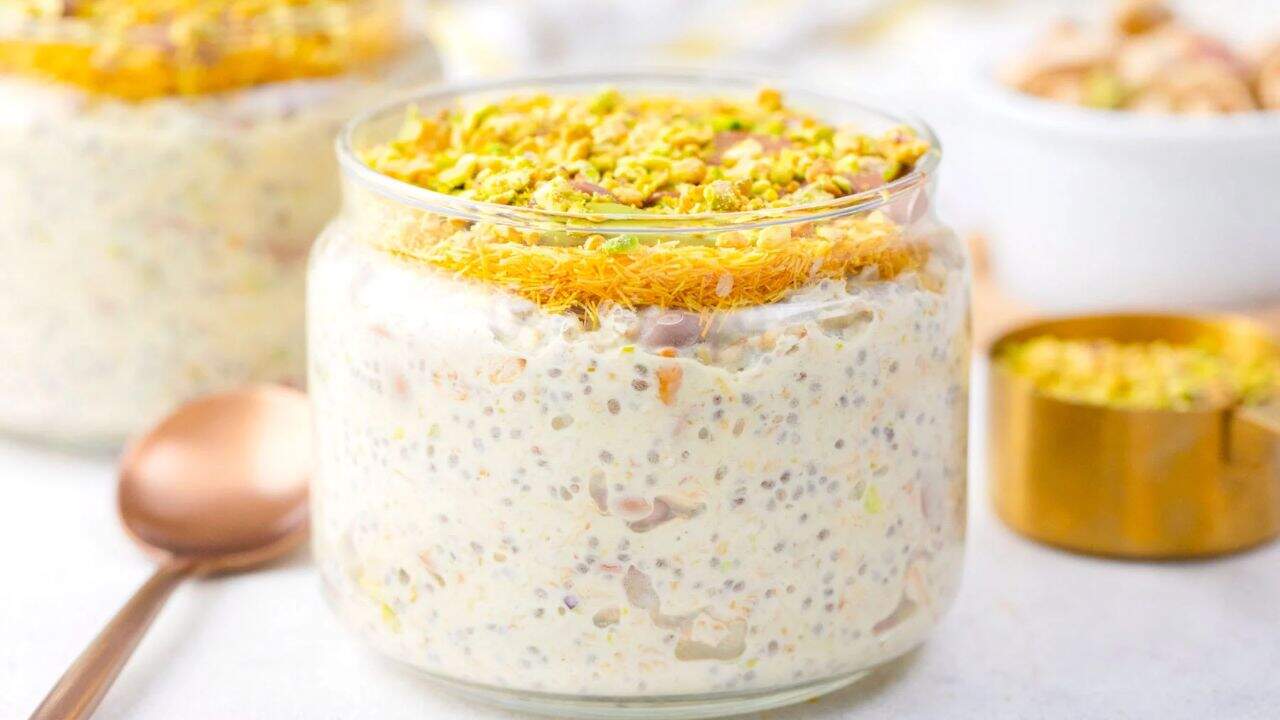 Dubai Chocolate Overnight Oats